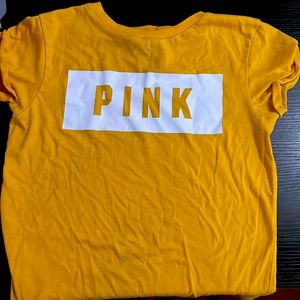 Yellow vs pink shirt